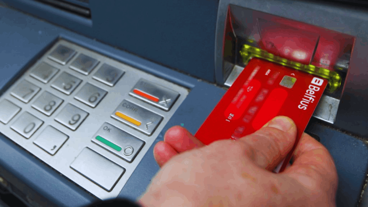 Cartes de crédit Belfius – Fonctionnalités, assurances et outils digitaux